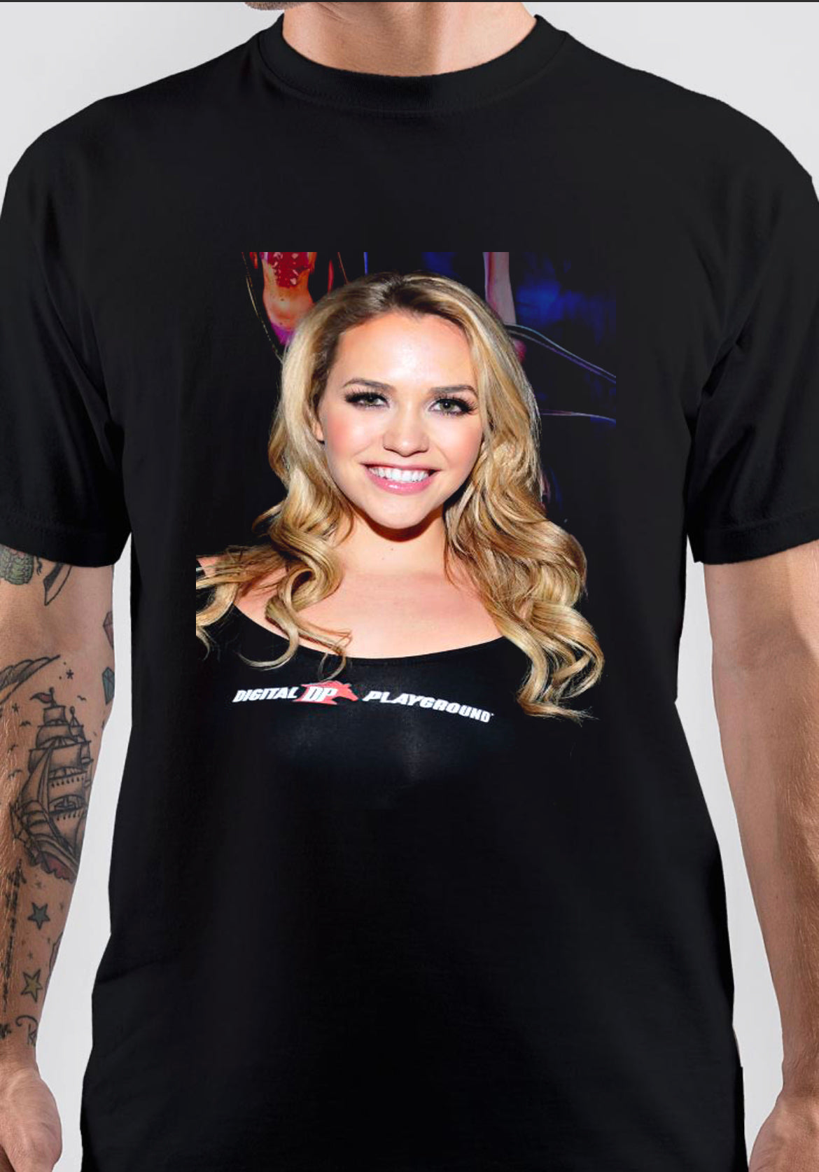 Mia Malkova T-Shirt, Y2K Inspired Graphic Tee for Streetwear Fans